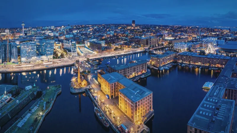 01) Albert Dock(5)