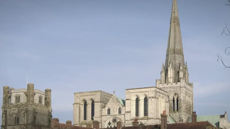 01) Chichester Cathedral(5)