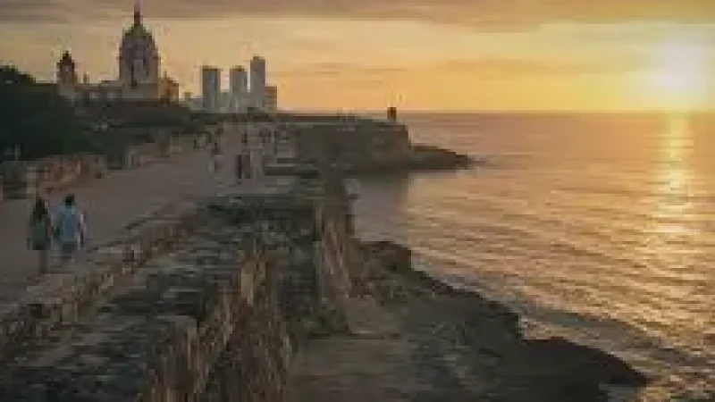 01 City Walls Walk – Historic coastal fortifications(6)