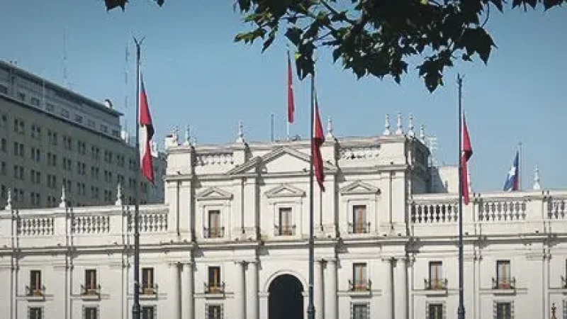 01 La Moneda Palace – Presidential palace and national symbol_(5)