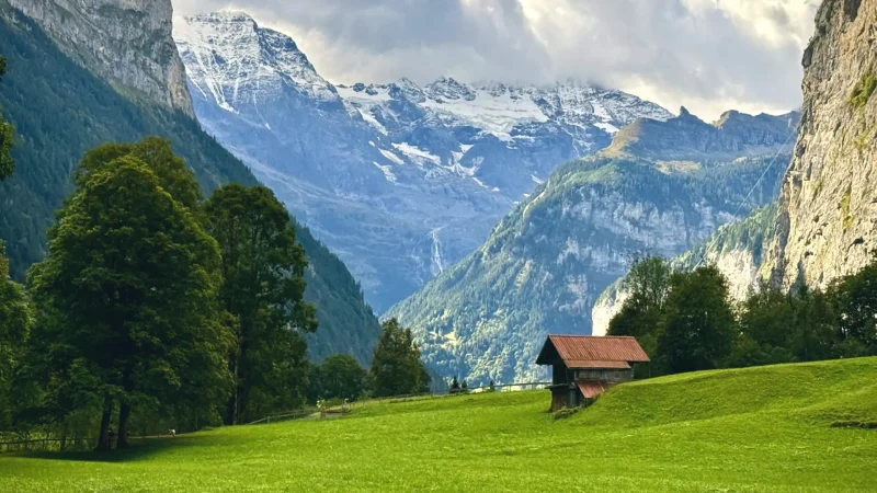 01 Lauterbrunnen Valley Floor(3)