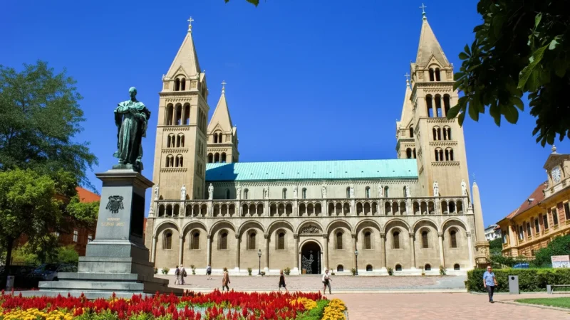 01) Pécs Cathedral(4)