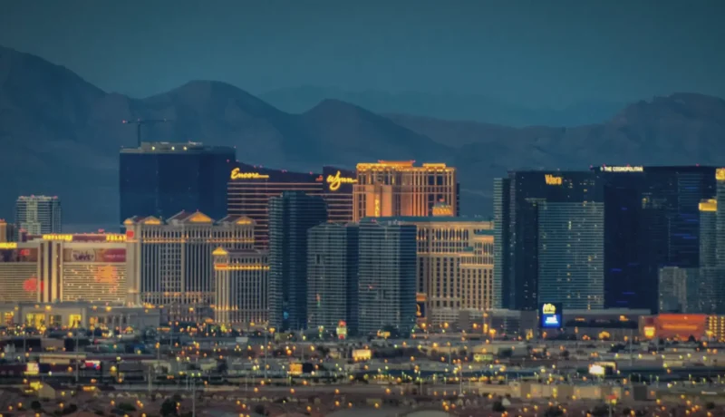 01) The Las Vegas Strip(4)