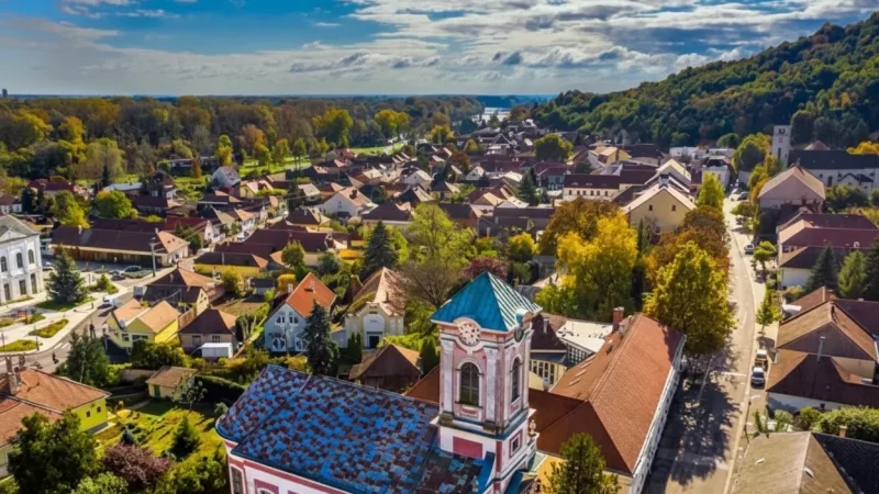 01) Tokaj Old Town(2)