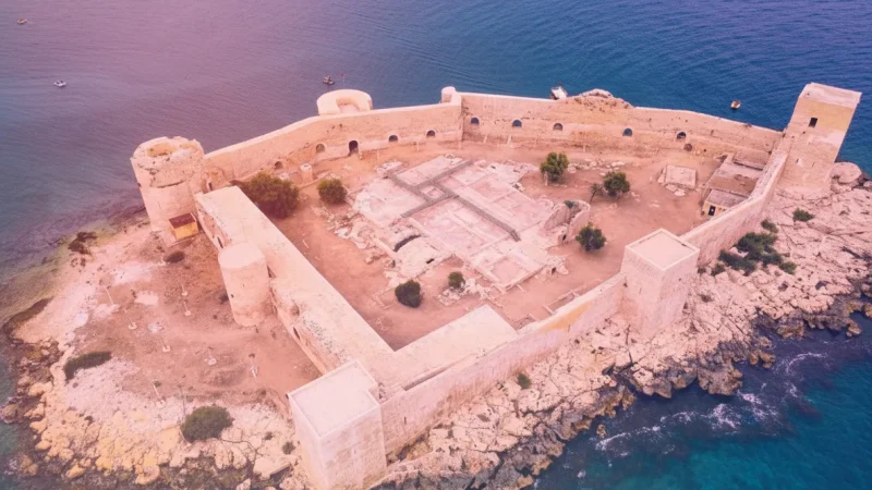 01. Kizkalesi Castle – Sea fortress located offshore_(4)
