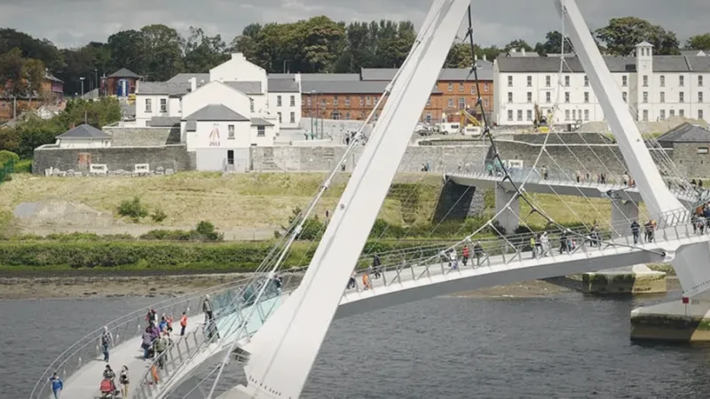 02) Peace Bridge(1)