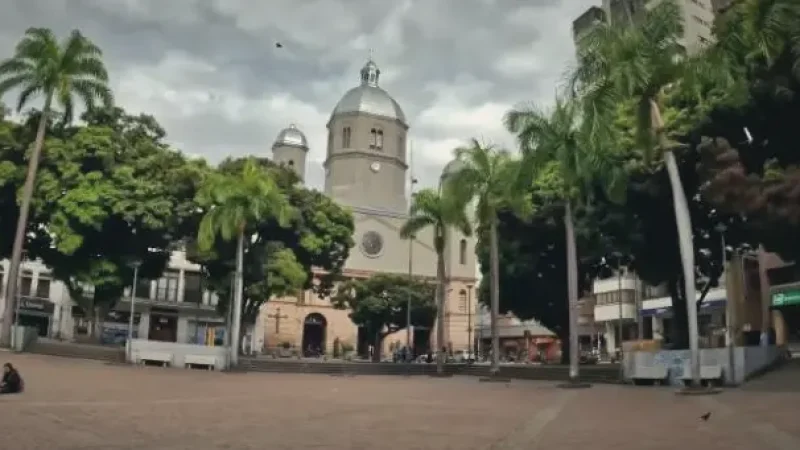 02 Pereira Cathedral – Major city landmark_(4)