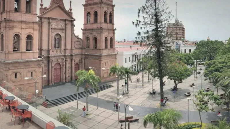 02) Santa Cruz Town(3)