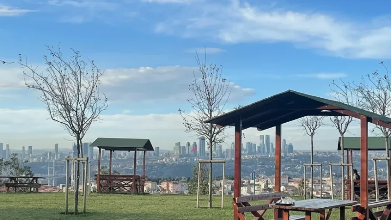 02. Çaml■ca Hill – Famous viewpoint overlooking Istanbul_(2)