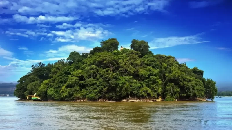 02. Umananda Island(3)