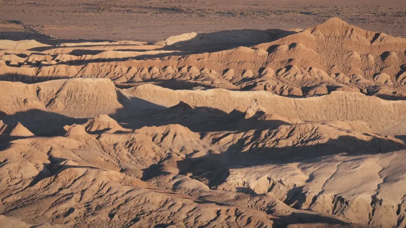 02_Moon_Valley_Rock_Formations(2)