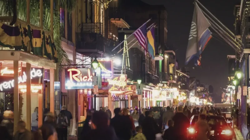03) Bourbon Street(5)