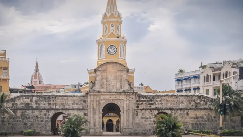 03 Clock Tower Gate – Main entrance to old city_(1)