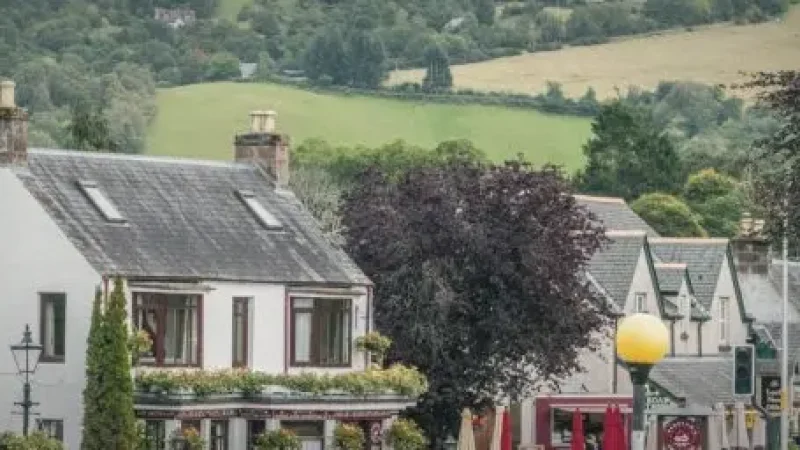 03) Drumnadrochit Village(1)