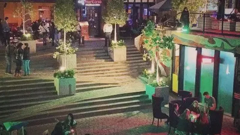 03 Patio Bellavista – Dining and shopping complex_(4)