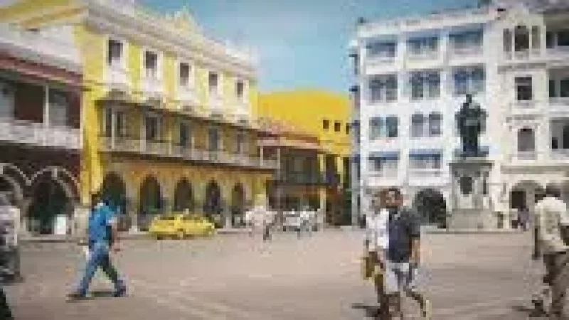03 Plaza de los Coches – Central historic square(2)