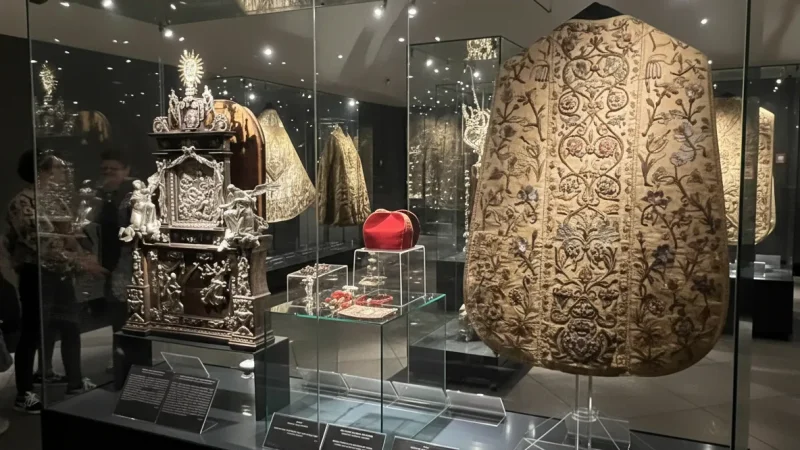 03) Treasury Exhibition(3)