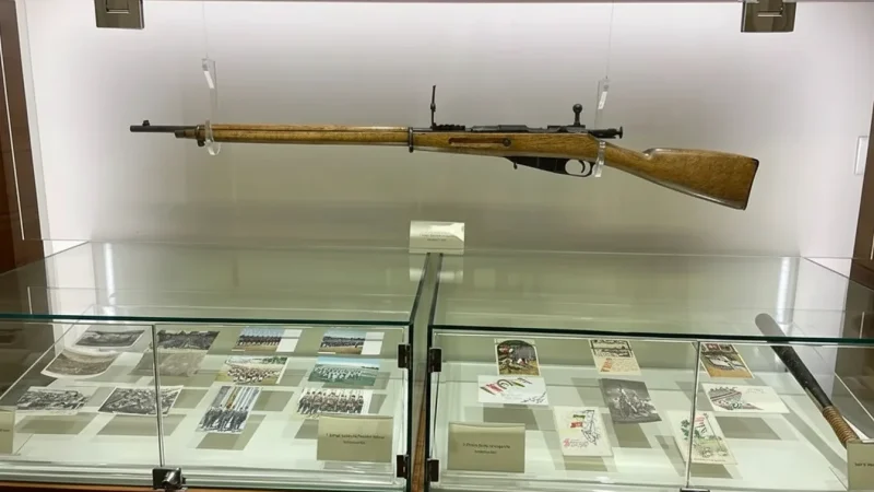 03. Atatürk Museum – Exhibition of Atatürk’s personal belongings_(2)