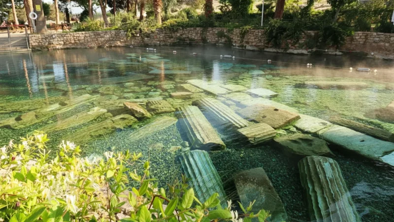 03. Cleopatra’s Pool – Warm mineral water pool_(3)