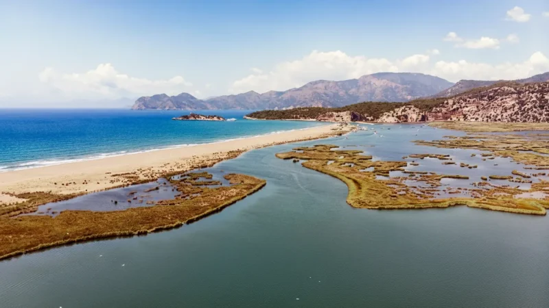 03. Iztuzu Beach – A long natural beach with shallow water_(1)