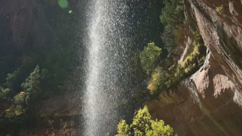 03_Emerald_Pools(5)
