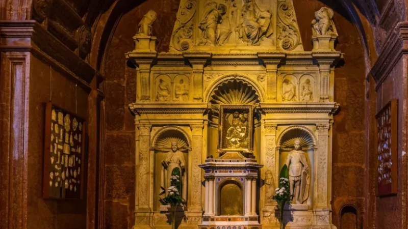 04) Basilica Crypt(2)