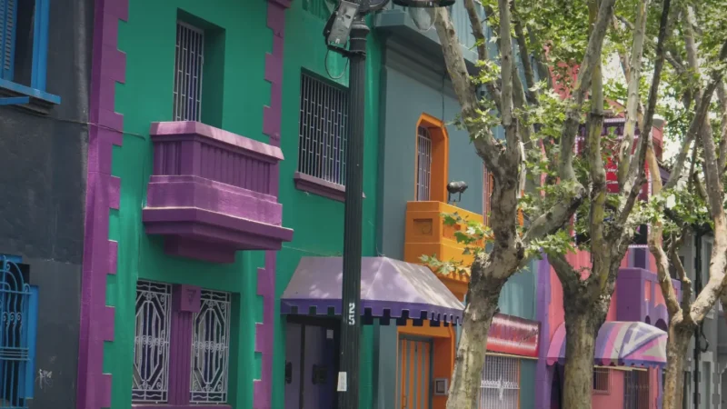 04 Bellavista District – Colorful streets and nightlife_(1)