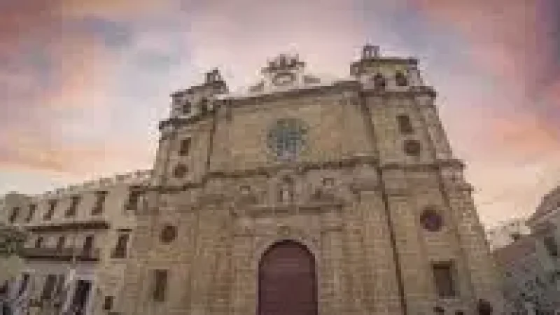 04 Cartagena Cathedral – Colonial religious landmark(5)