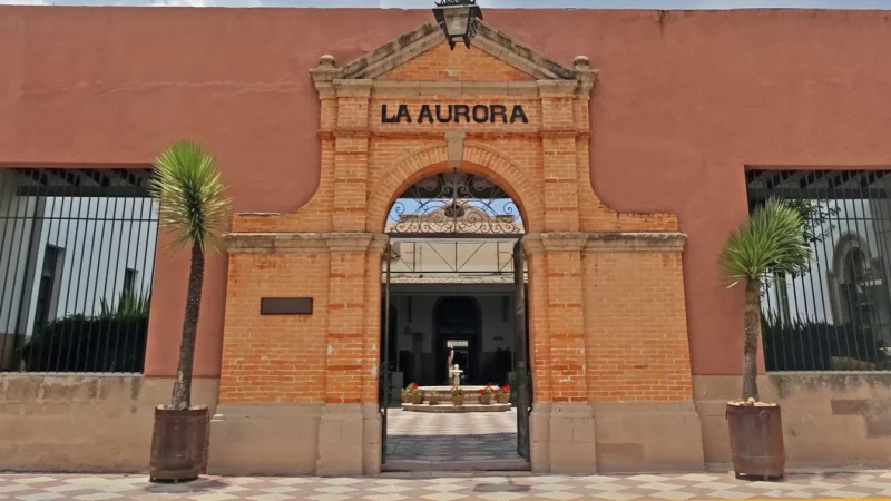 04) Fábrica La Aurora(1)