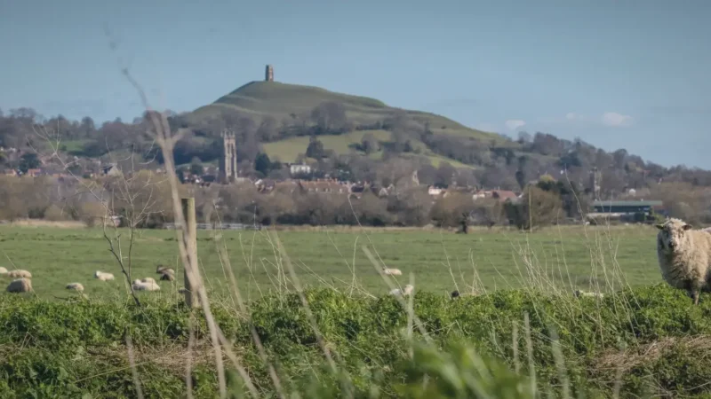 04) Glastonbury Tor(5)