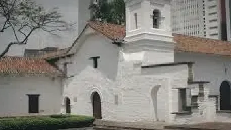 04 La Merced Church – Historic city landmark(3)