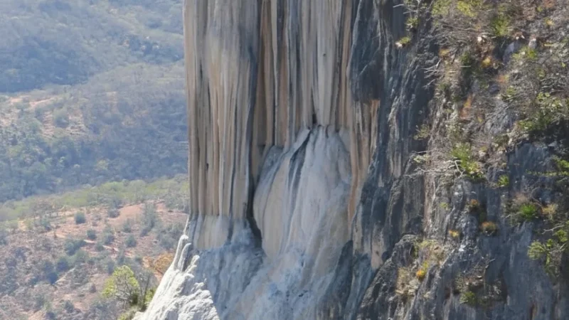 04) Lower Falls Area(5)