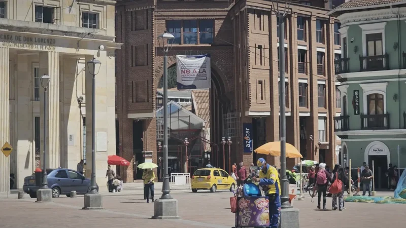 04 Plaza de Nariño – Central city square_(3)