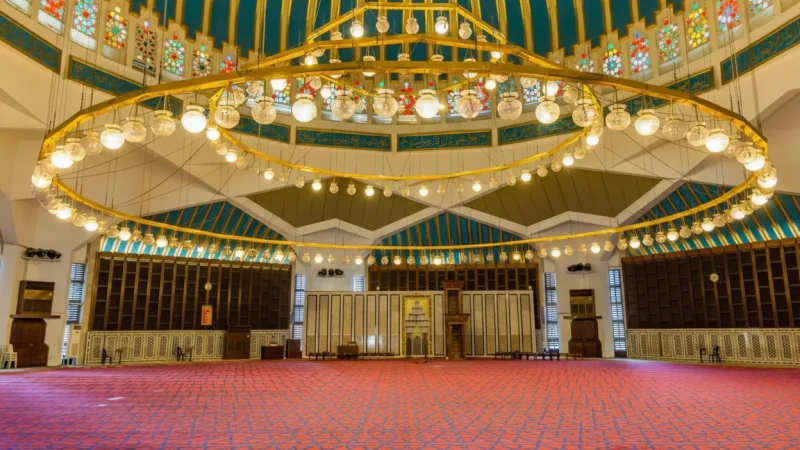 04) Prayer Hall Interior(6)