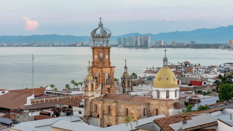 04) Puerto Vallarta Old Town(2)