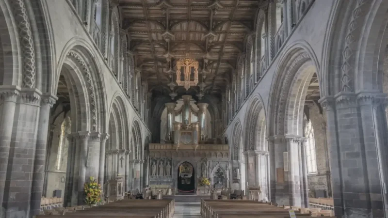 04) St Davids Cathedral(1)