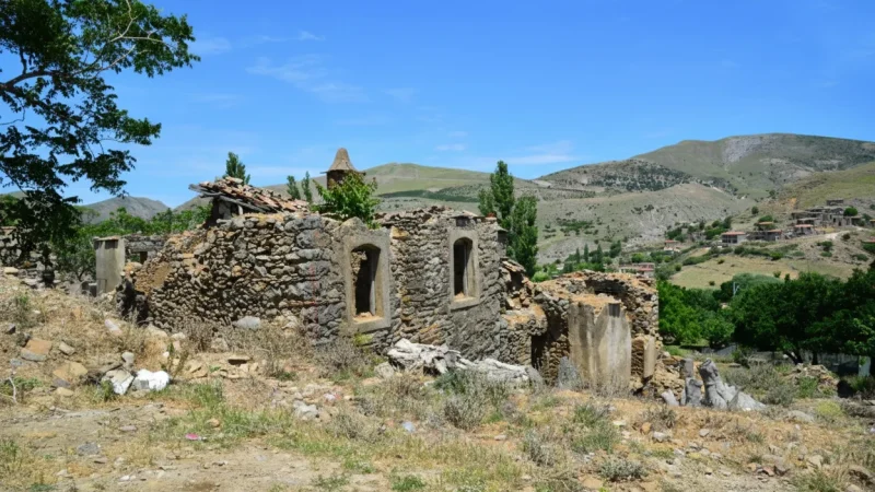 04. Derekoy Village – Traditional abandoned village_(2)