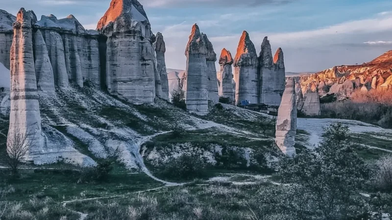 04. Pa■aba■ (Monk’s Valley) – Home to iconic fairy chimneys_(3)