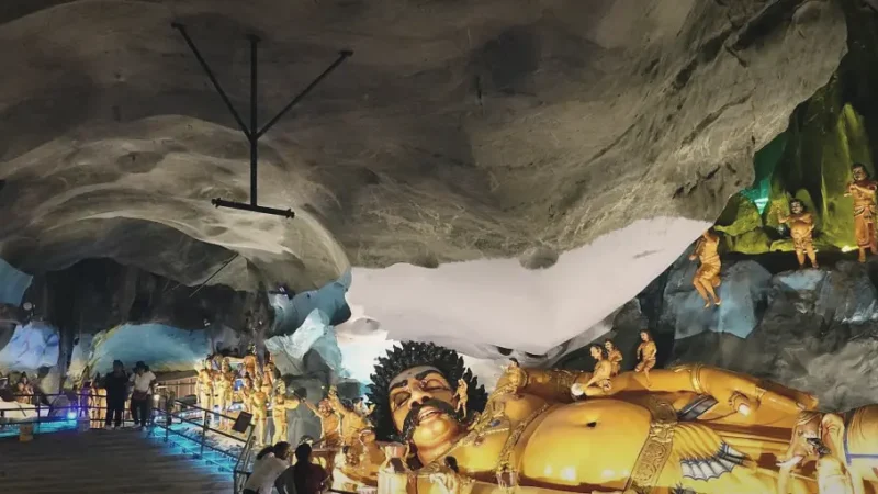 04. Ramayana Cave(4)