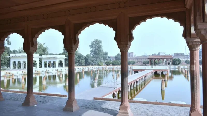 04. Shalimar Bagh – A grand Mughal garden_(4)