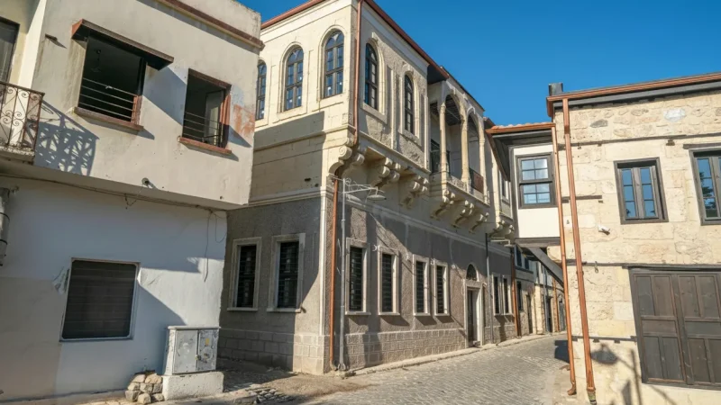 04. Tarsus Old Bazaar – Traditional market street_(3)