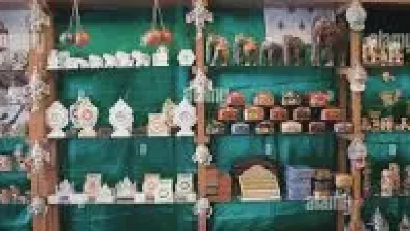 05 5 Local Handicraft Shops – Traditional crafts(6)