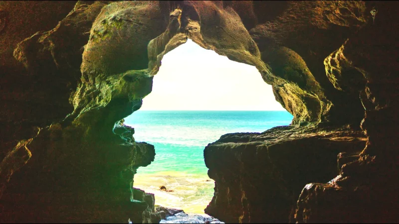 05) Caves of Hercules(1)