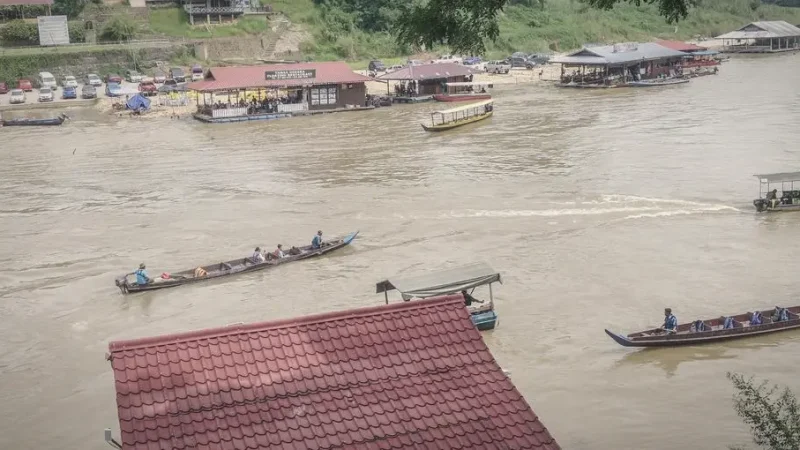 05) Kuala Tahan(3)