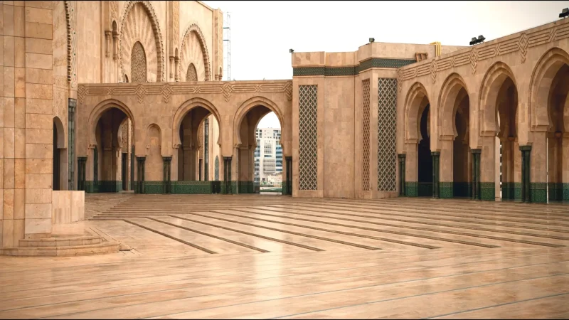 05) Mosque Courtyard(2)
