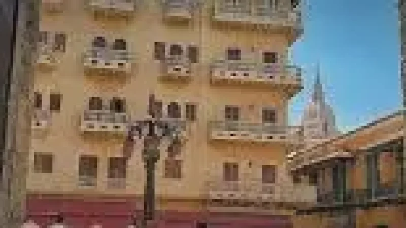 05 Plaza Santo Domingo – Cultural gathering area(3)
