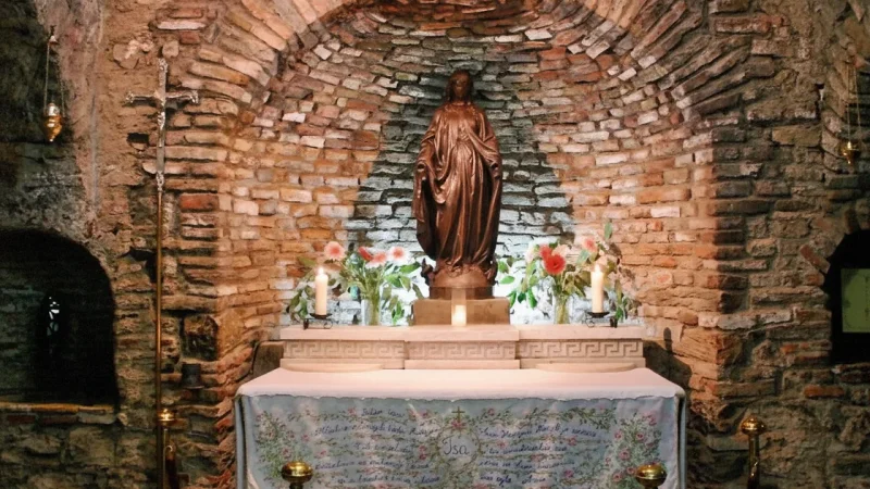 05. House of Virgin Mary – A peaceful pilgrimage site_(1)
