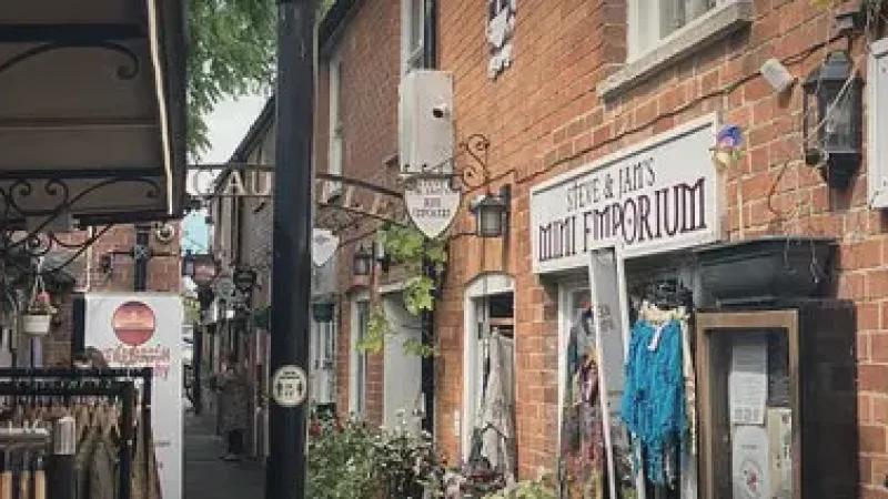06) Glastonbury High Street(4)