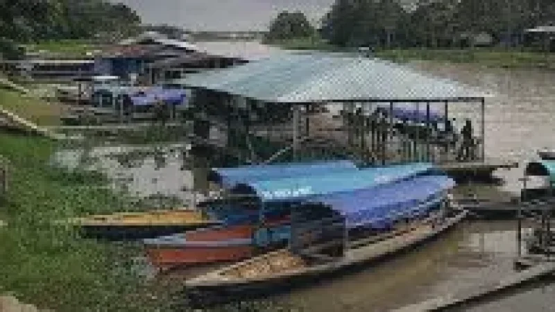 06 River Boat Docks ‒ Amazon transport points(6)