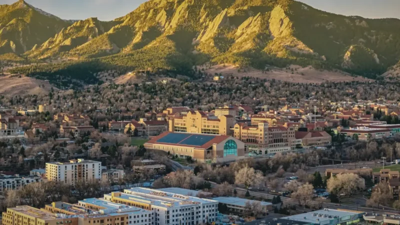 06) University of Colorado Boulder(2)